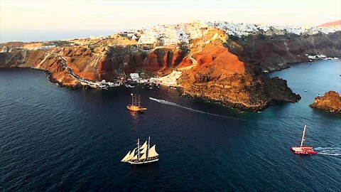 Santorini,_Greece_🇬🇷__in_4K_HDR_ULTRA_HD_60_FPS_Dolby_Vision™_Drone_Video(1080p60)(1)