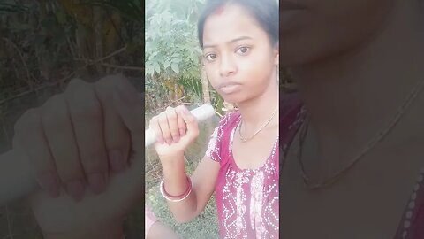 রাস্তা গুলো যে করেছে তাকে ভোট দেবো। # trending# video # vairal