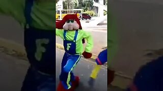 SUPER PULOS NINJAS DO FOFÃO, O MÁSKARA, PATATI E BEN10 DANÇANDO NA CARRETA DA ALEGRIA FURACÃO