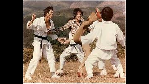 Cross kick Studio Films Bruce Lee Game of Death out Door Scenes