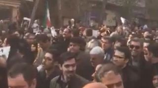 Thousands gather for Rafsanjani's funeral in Tehran