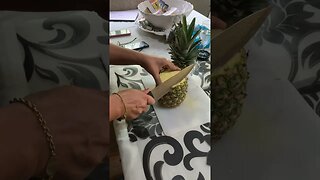 How to Cut Pineapple #shorts #food #fruits #knife