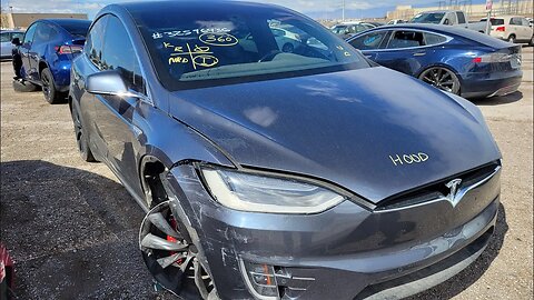 Tesla Model X Very Cheap, IAA Walk Around.