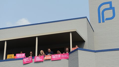 Judge Says St. Louis Planned Parenthood Clinic Can Stay Open For Now