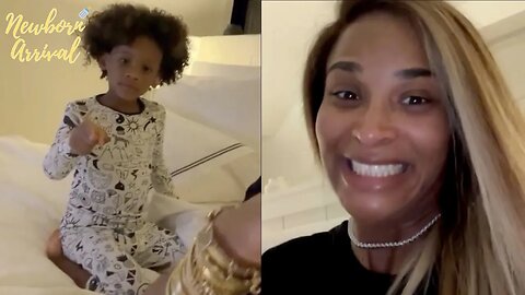 Russell Wilson & Ciara's Son Win Kicks Mommy's Phone Like A Football! 🏈