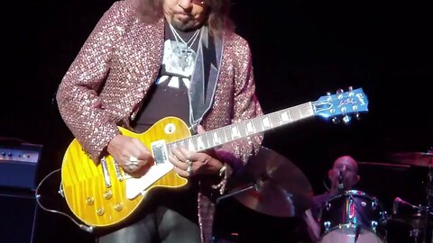 ACE FREHLEY RIP IT OUT SOLO KISS