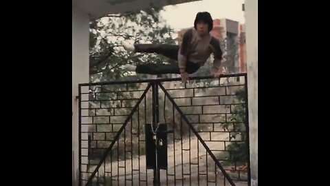 Jackie Chan doing parkour before parkour existed