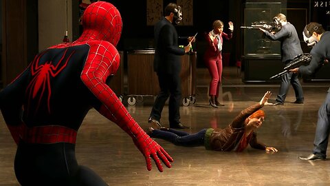 Spiderman (Tobey Maguire Suit) saves Mary Jane