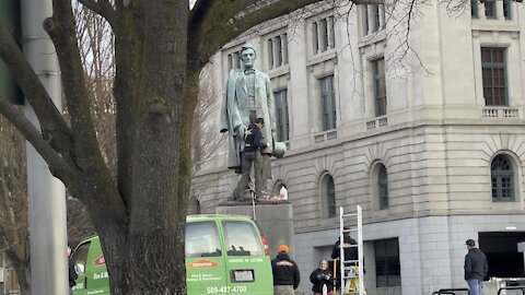 Lincoln Statue Vandalism in Downtown Spokane, WA