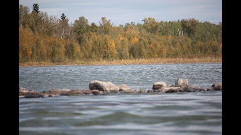 Prairie Lanscapes Fall Colours Kayaking