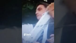 BOLSONARO CHORA NO ALAMBRADO DA AMAN EM RESENDE! #shorts #bolsonaro #fãs #trend