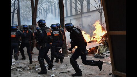 Paris sees second weekend of protests, violence over controversial security law