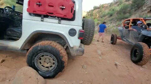 Jeep Rubicon on Toquerville Falls Trail