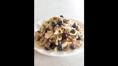 KETO BLUEBERRY PECAN CHICKEN SALAD