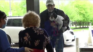 Occupational therapist reunites patient with husband and dog during COVID-19 recovery