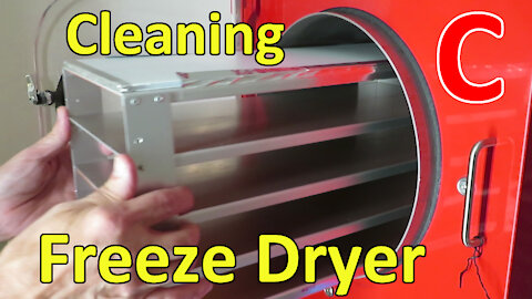 Cleaning the Freeze Dryer