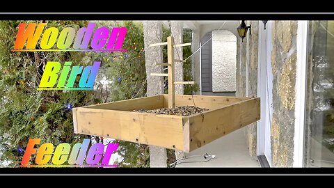 How to Make a DIY Wooden Bird Feeder (that's WAY easier than you think!) #DIY_WOODEN_BIRD_FEEDER