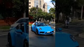 Porsche 911 GTS 992 azul praça da Espanha #porsche911992