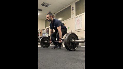 Deadlift 140kg at 70% 1x5