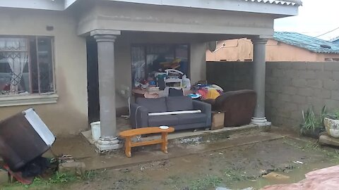 SOUTH AFRICA - KwaZulu-Natal - Nomusa Dube visits a flooded KwaMashu (Videos) (UT9)