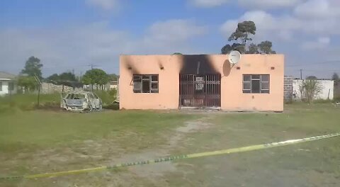 SOUTH AFRICA - KwaZulu-Natal - Four people killed in Empangeni (Video) (P4a)