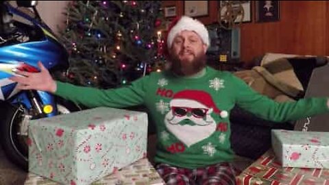 Talented man can sing entire Christmas song backwards!