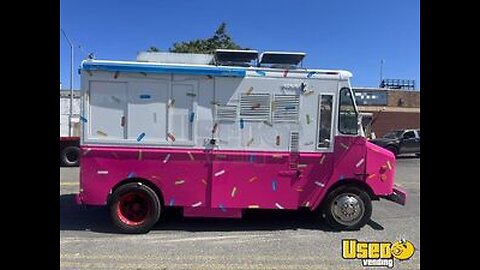 Custom Built - 17' GMC P30 Step Van Ice Cream Truck with 2006 Interior Build-Out for Sale