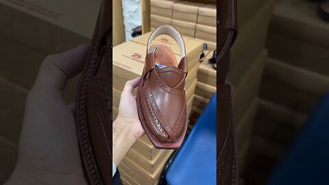 Famous Brock style Norozi chappal #norozi #shoe #leatherfinish #footwear #handmadeshoes 03335742086