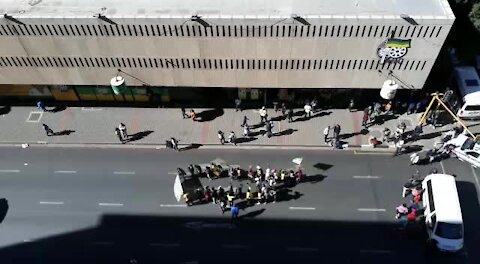 SOUTH AFRICA - South Africa - Johannesburg - 04 June 2019 - ANCyl protest outside Luthuli House causes traffic chaos (video) (N8R)