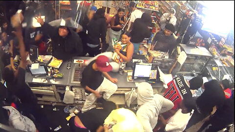 ‘Flash Mob’ Looters Ransack Los Angeles 7-11