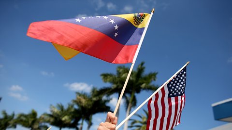 US Orders Non-Emergency Personnel To Leave Venezuela