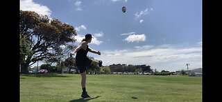 How to kick (punt) a rugby ball ￼