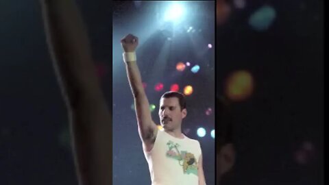 Queen - Football Song [Live] (Short) #concert #live #queen #footballsong #leiden #1986 #joãocorreia