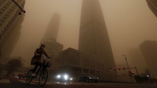 Apocalyptic Skies In China Amid Worst Sandstorm In A Decade