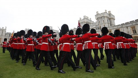 Trump To Meet Queen Elizabeth II At Windsor Castle On Friday