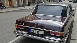 [8k] Mercedes 600 dark red