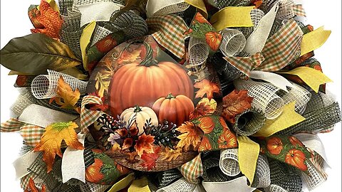 Fall Pumpkins Deco Mesh Wreath| Hard Working Mom |How to