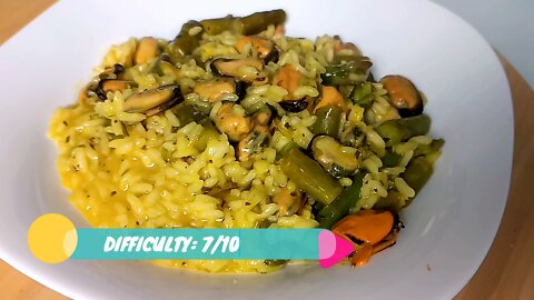 Risotto with mussels, asparagus and saffron, the gourmet dish that will amaze your family!