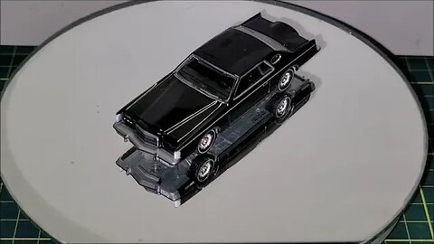 Premium Diecast Cars - Lincoln Continental MarkV 1977 - Auto World 1:64