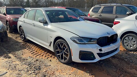 MINOR DAMAGE ON THIS $40,000 2022 BMW 535e AT AUCTION *SELLING FOR $8000 OUT THE DOOR*