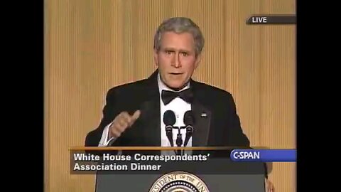 Funny Steve Bridges impression of President George W. Bush at WHCA Dinner 2006
