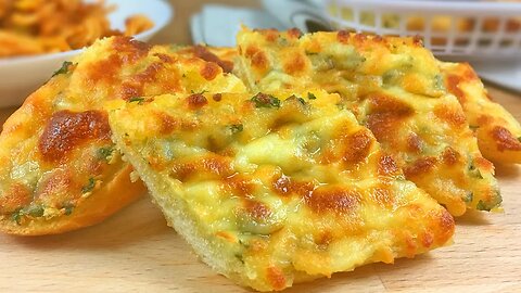 Homemade Garlic Bread Recipe • How To Make Garlic Bread With Cheese • Cheese Toastie • Garlic Butter