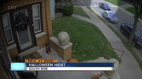 Thieves caught on camera stealing Halloween decorations on Milwaukee's south side