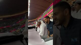 Sjeik wordt link na geld handgebaar van Ecuadoraanse fan na afgekeurde goal