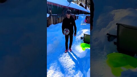 ❄️☃️ #soccer #soccertraining #sports #training #shortsviral #shortsfeed #reels #fyp #shorts #short