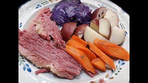 St Patrick's Day Perfect! Delicious and flavorful Corned Beef and Cabbage