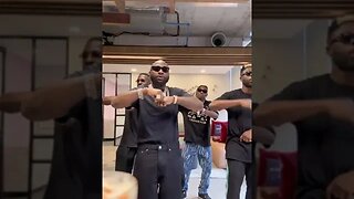 Davido - Unavailable Dance #shorts #viral #timeless