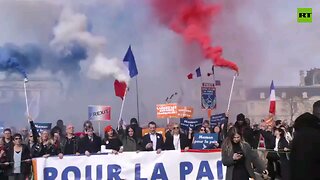 Macron, we don't want your war!' - Hundreds march against French involvement in Ukraine conflict