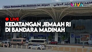 Petugas Haji Sambut Kedatangan Jemaah Haji Indonesia di Bandara Madinah