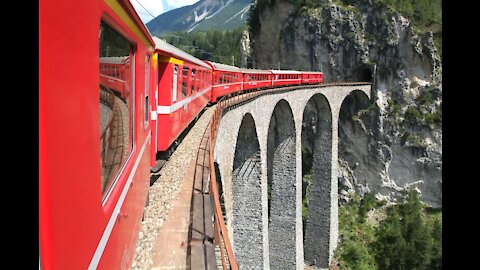Beautiful Switzerland, Train journey